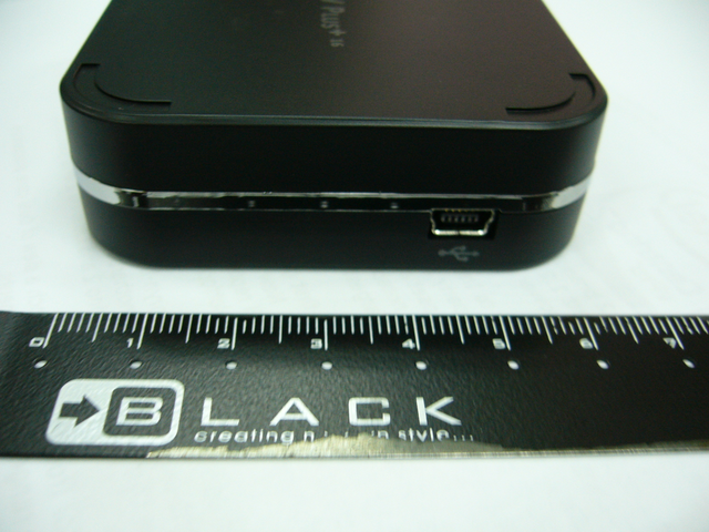 [分享] EVGA UV Plus+ UV-16 USB DVI Display Port開箱照