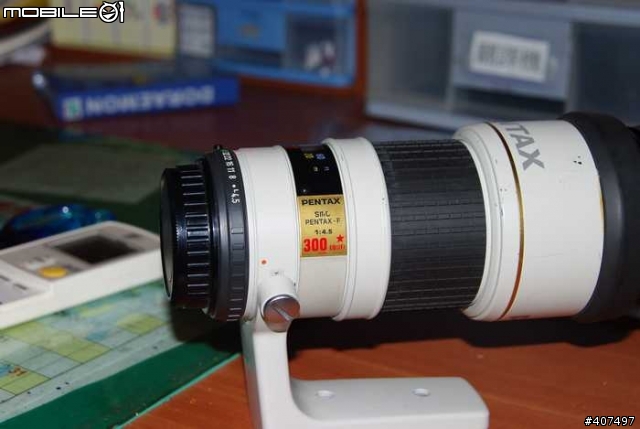 為什麼小弟這隻 AF 300MM F4.5 用在k20d 對不到焦呢!