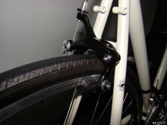 [分享]KHS FLITE 250/K-25 入門新手鋼管公路車(珍珠白)