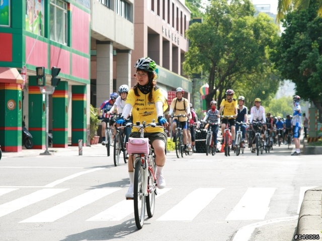 **高雄市5/4自行車日照片大集合**