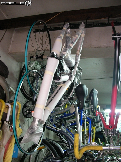 [分享]二級的零件也可以拼出一台不錯的登山車BMC SS01參上