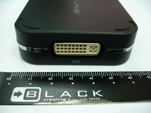 [分享] EVGA UV Plus+ UV-16 USB DVI Display Port開箱照