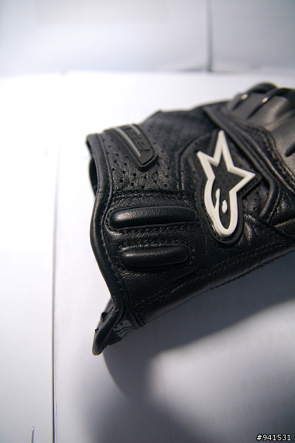 [分享]別人的alpinestars s-moto