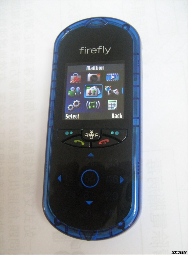 超另類手機試玩- FIREFLY 藍光螢火蟲