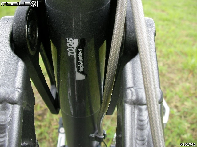 [分享]二級的零件也可以拼出一台不錯的登山車BMC SS01參上
