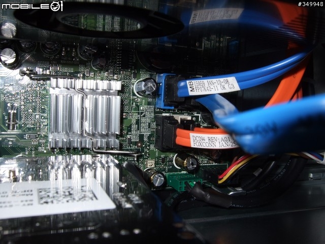 [開箱] Dell Vostro 加 Dell E228WFP