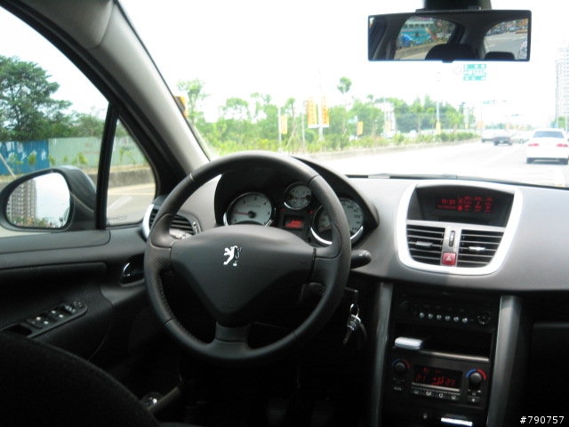 [分享] "柴七" 縱橫 - Peugeot 207 HDi