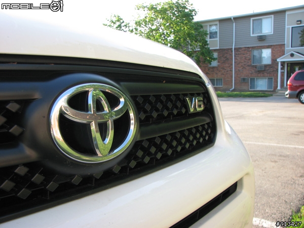 [分享+勸敗]北美千里行!!~2008 Toyota RAV4 Sport & Base 3.5 V6