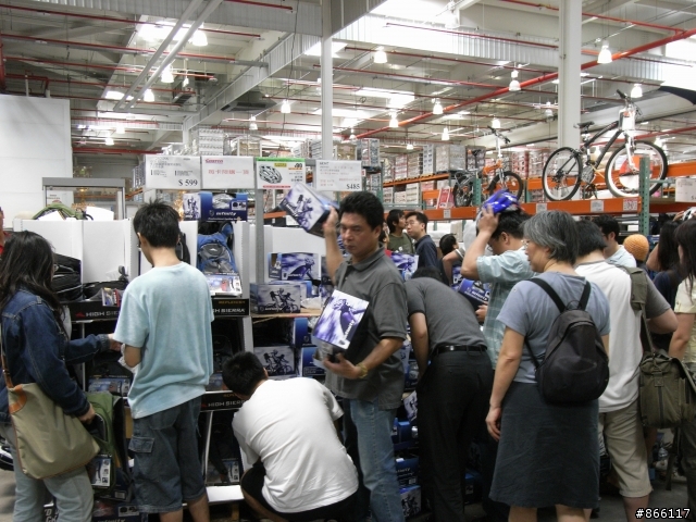 Costco自行車安全帽搶購熱潮及開箱文(在49樓)