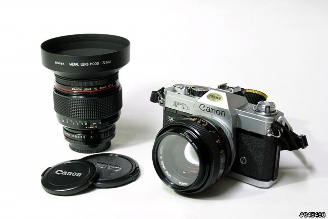 外公的防潮箱裡的玩物??CANON FTB???