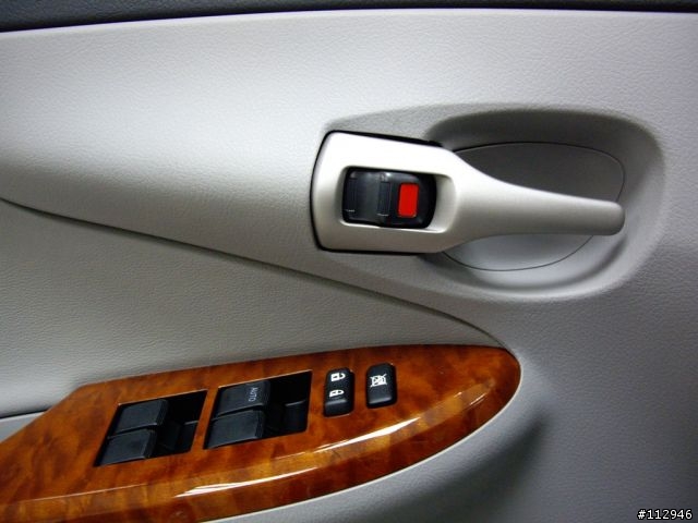 開箱  08'  Altis 1.8E  EBG 尊爵版   分享