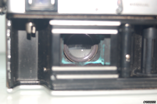 家裡的老相機–Minolta HI MATIC E