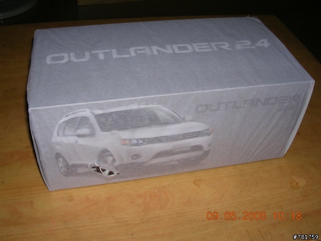 剛出爐的 Outlander  4WD小白 開箱照