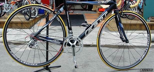 [分享]我的第一台公路車FELT F5