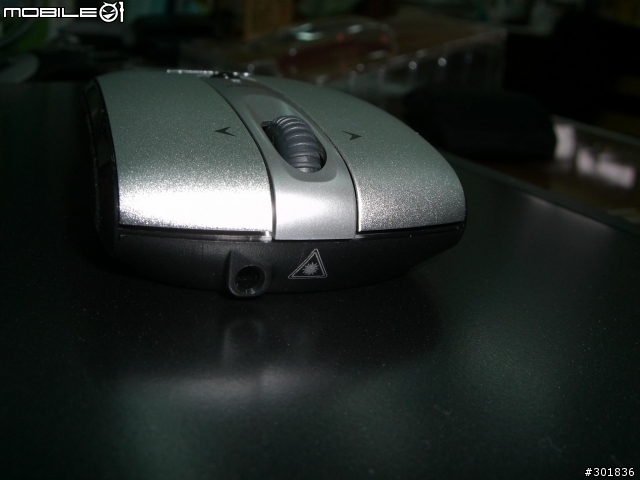 [開箱/測試/分享/勸敗] Genius Traveler 915BT Laser 簡報鼠(圖小多)
