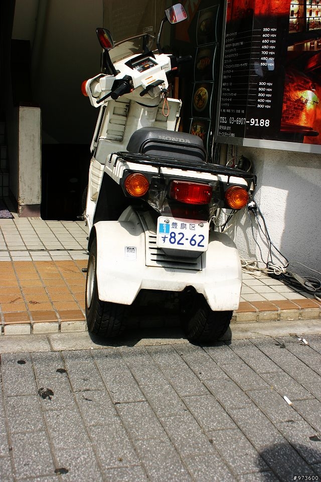 純粹看圖~東京遊.拍東京的車給大家看 (圖多)