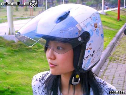 用一天1.8元 買一個美麗人生 SOL安瑩 27Y 國產女生專用安全帽體開箱文兼心得分享 二代花蝴蝶白底粉藍