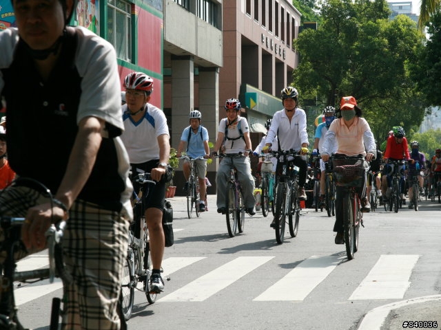 **高雄市5/4自行車日照片大集合**