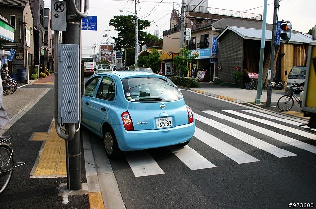 純粹看圖~東京遊.拍東京的車給大家看 (圖多)