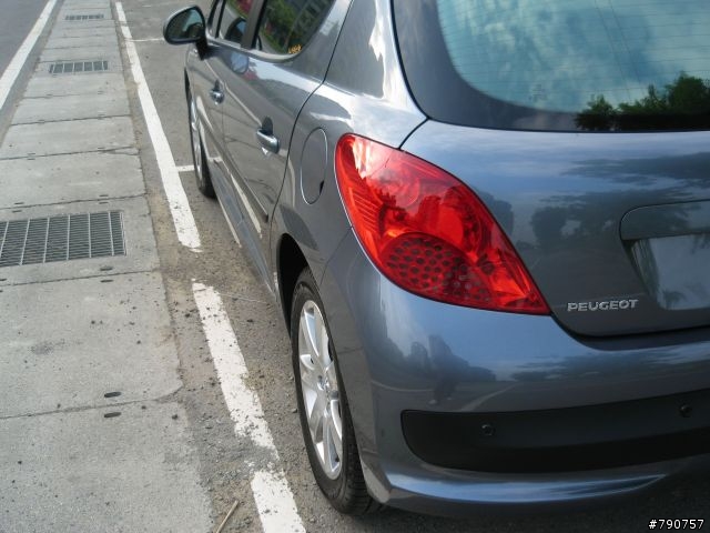 [分享] "柴七" 縱橫 - Peugeot 207 HDi