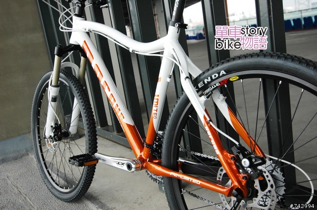 DORCUS 08年精裝限量隱藏板，單車物語獨家曝光!!