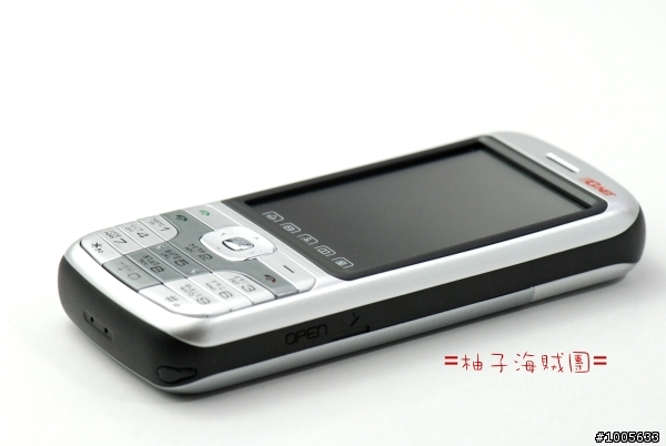 [分享]3GNET P2606 雙卡雙待機手機 開箱文 XD