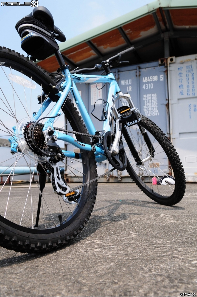 [分享]FUJI Nevada 3.0 SkyBule!!