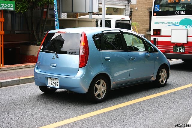 純粹看圖~東京遊.拍東京的車給大家看 (圖多)