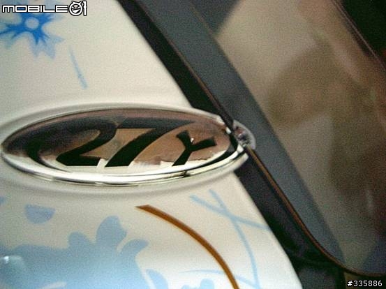 用一天1.8元 買一個美麗人生 SOL安瑩 27Y 國產女生專用安全帽體開箱文兼心得分享 二代花蝴蝶白底粉藍