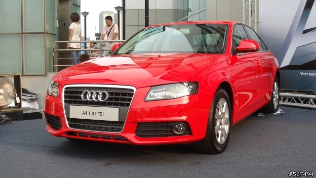 [分享] New Audi A4 (B8)--圖多