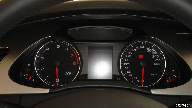 [分享] New Audi A4 (B8)--圖多