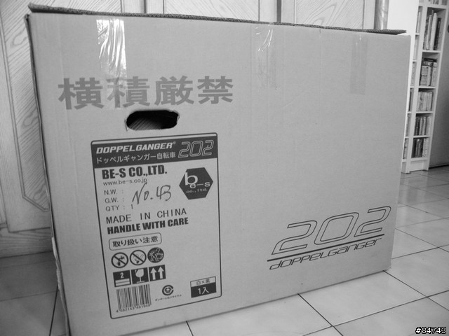[開箱嘍]時尚黑白低調 Doppelganger 202 小折車(新增握把,碼表,檔泥板)