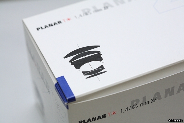 [開箱]卡爾蔡斯Carl Zeiss Planar T* 85/1.4 ZF