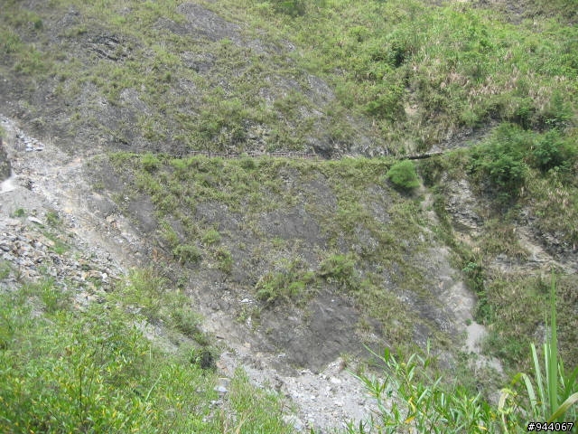超重口味登山林道(請問有人真的騎過這裡嗎)東浦 八通關