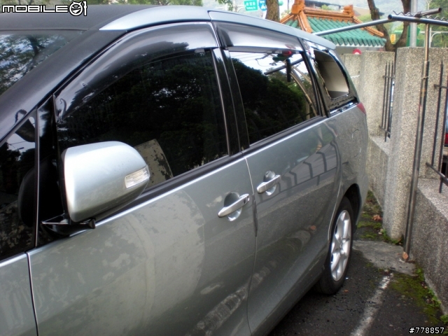 Previa 車主緊急注意! 小弟又再度遭破窗!