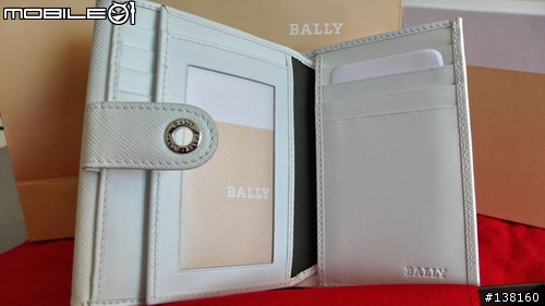 (分享)低調品味的BALLY女包