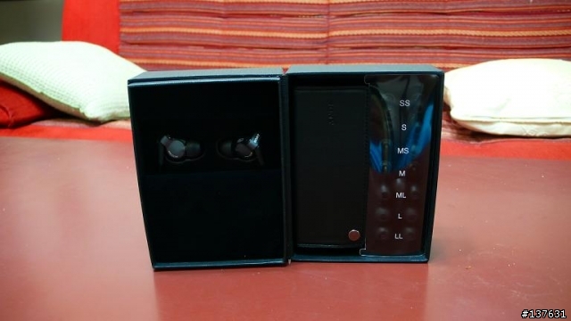 [開箱勸敗文]$ONY耳塞式耳機最新力作...........MDR-EX700SL