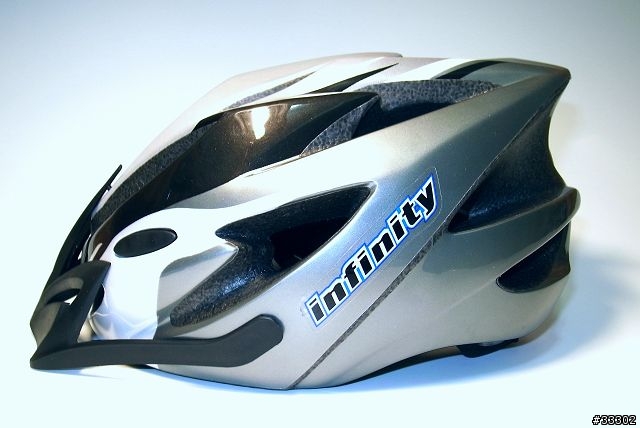 Infinity 車帽2008小改款？