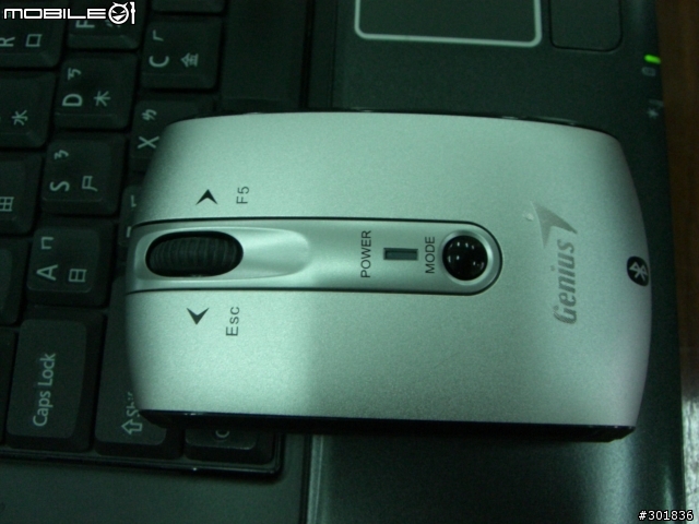[開箱/測試/分享/勸敗] Genius Traveler 915BT Laser 簡報鼠(圖小多)