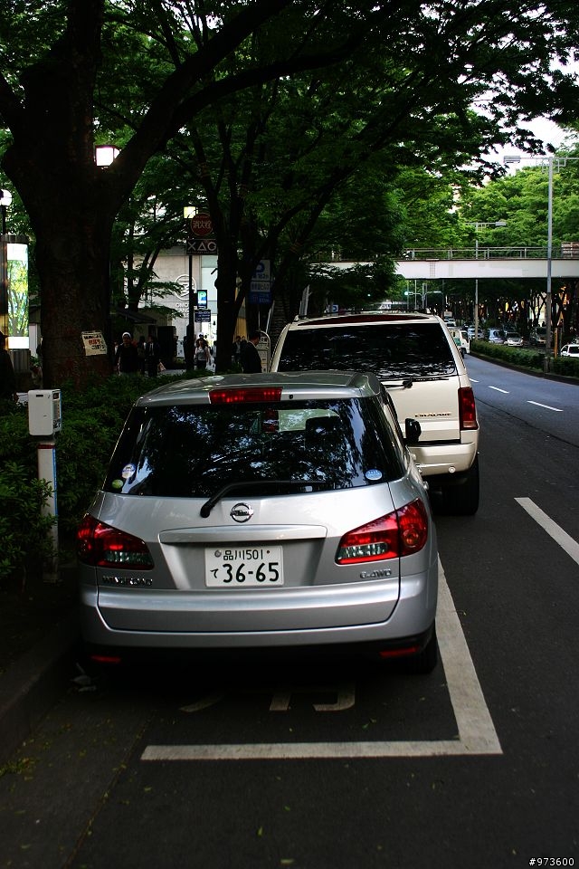 純粹看圖~東京遊.拍東京的車給大家看 (圖多)