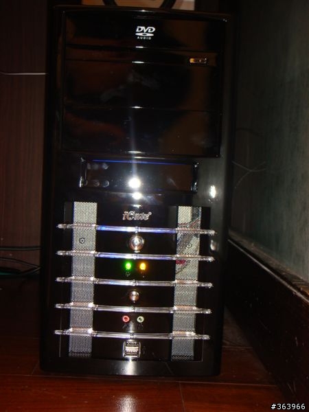 我搞笑了....裝AC Accelero S1結果超出機殼寬度