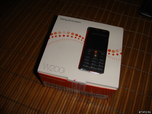[補開箱]再低階也要用力玩音樂-W200(還有i?)
