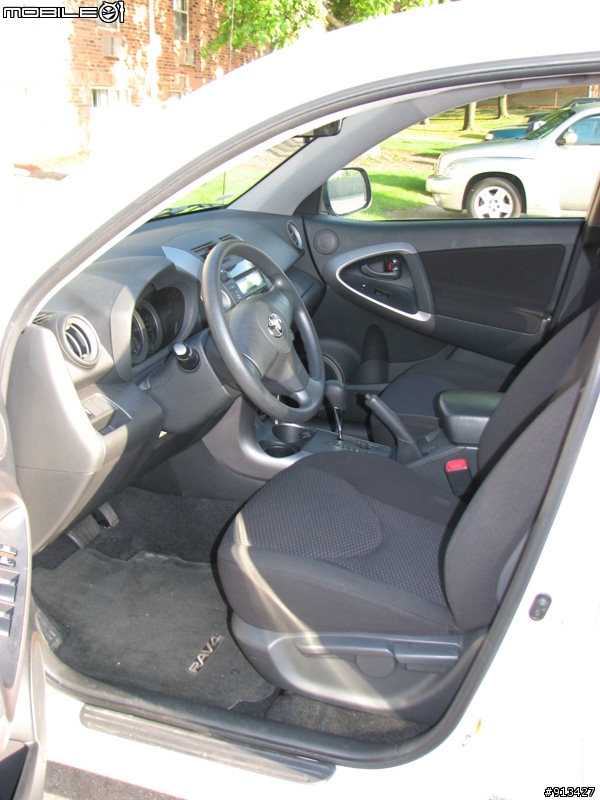 [分享+勸敗]北美千里行!!~2008 Toyota RAV4 Sport & Base 3.5 V6