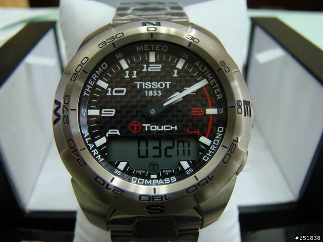 [分享]TISSOT T-Touch EXPERT 登山運動表開箱文