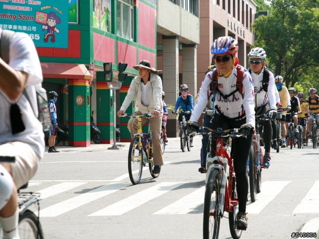 **高雄市5/4自行車日照片大集合**