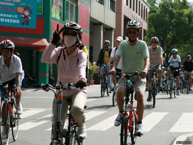 **高雄市5/4自行車日照片大集合**