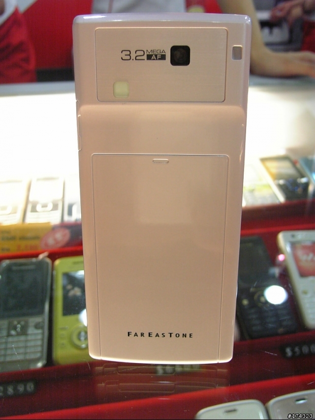 [分享] WX - T92 遠傳門市 模型機 照片 & 小心得