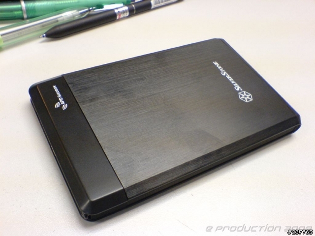 [開箱]  Silverstone Treasure TS01B 2.5" SATA 外接硬碟盒