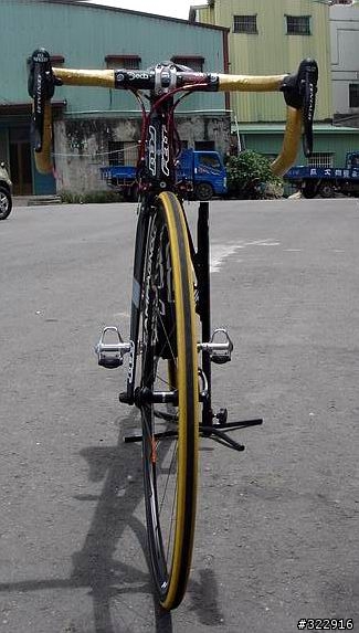 [分享]我的第一台公路車FELT F5