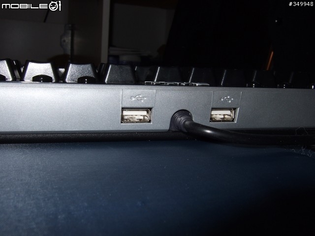 [開箱] Dell Vostro 加 Dell E228WFP
